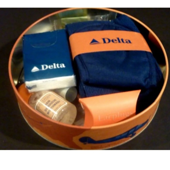 Delta Air Service Vintage Tin Speed Safety Comfort - Picture 7 of 7